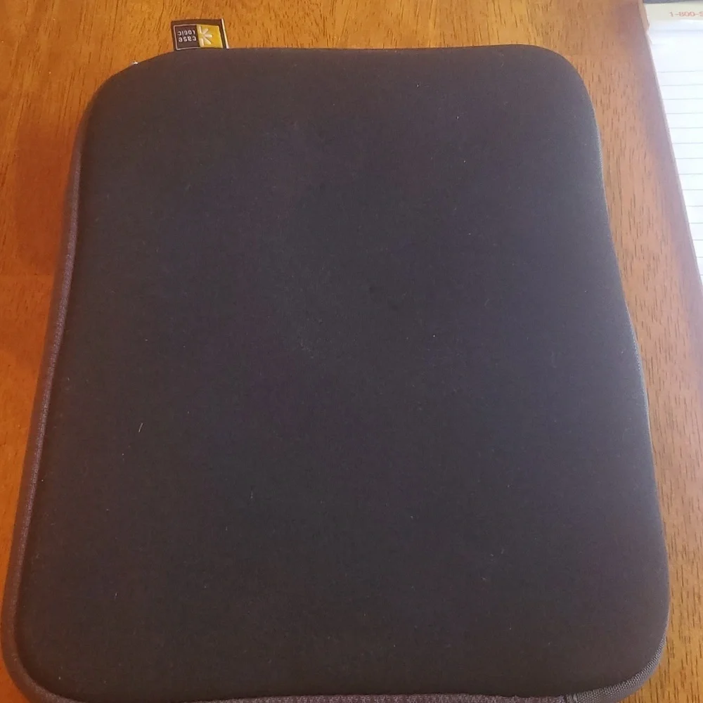 Case Logic Padded Neoprene Tablet Sleeve 8x11in